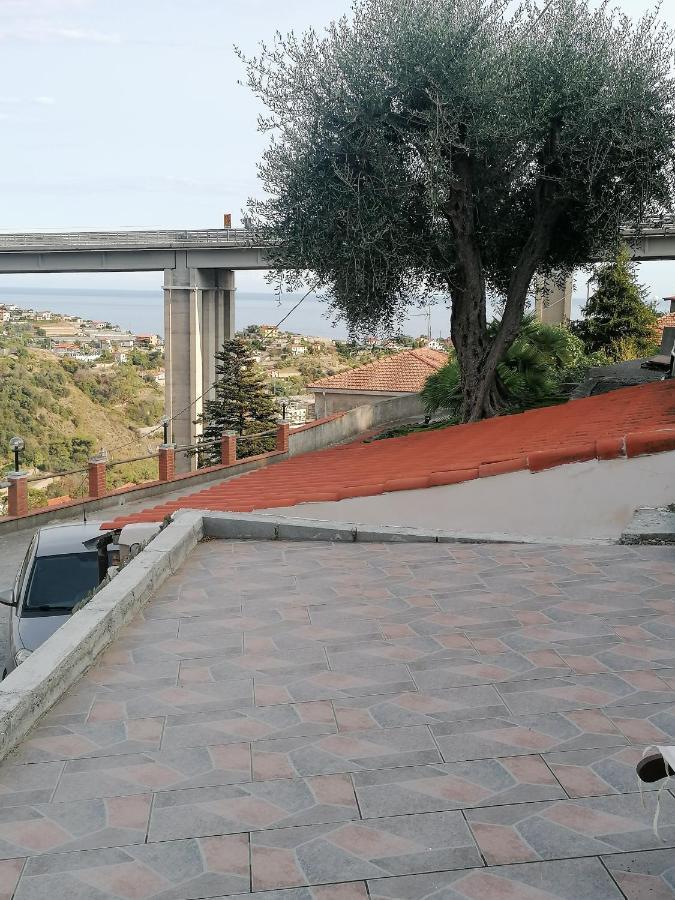 Hotel La Casa Di Trilly San Remo Zewnętrze zdjęcie